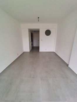 Av Santa Fe 1100 (Recoleta )