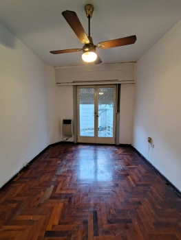 San Martin Av 5300 (Villa del Parque )