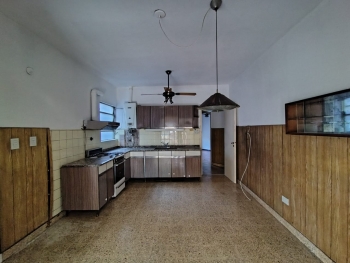 San Martin Av 5300 (Villa del Parque )
